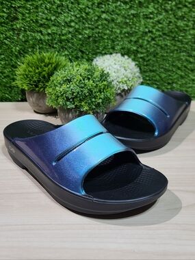 OOFOS OOahh Luxe Women's Slides - Atlantis US 9 New